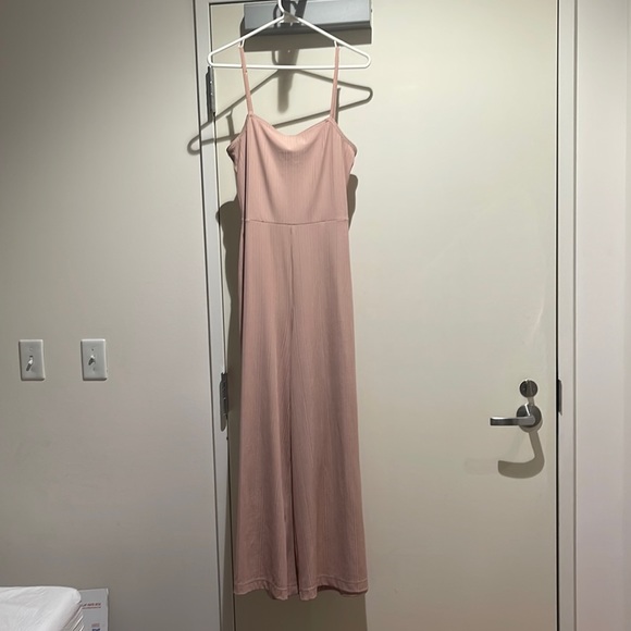 Dusty pink jumpsuit - Picture 3 of 6